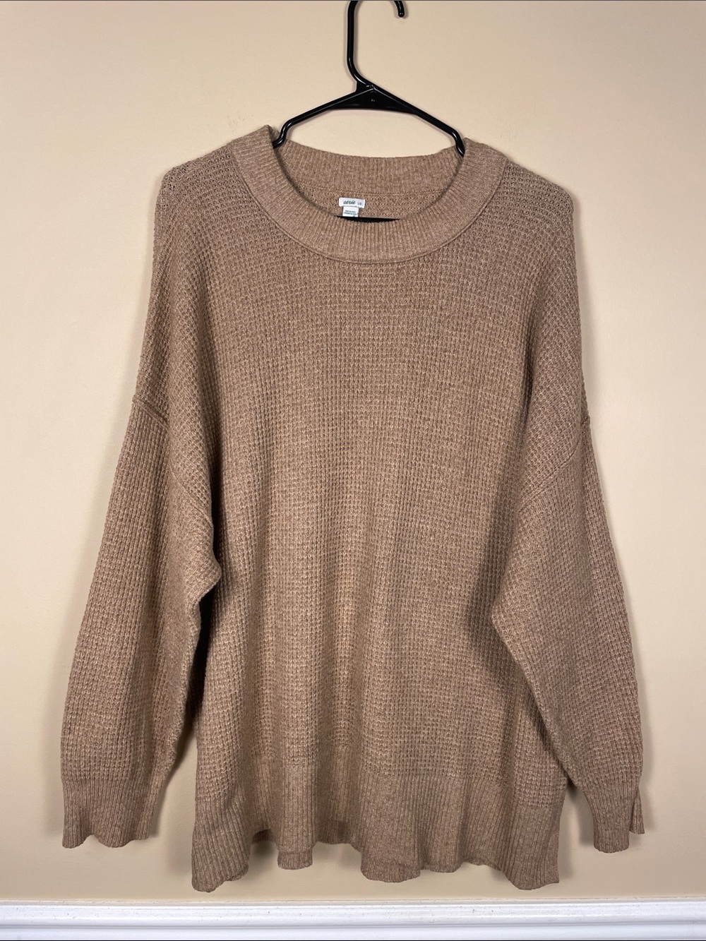 Aerie Women’s Waffle Knit Tan Comfy Cozy Crew Neck Sweater